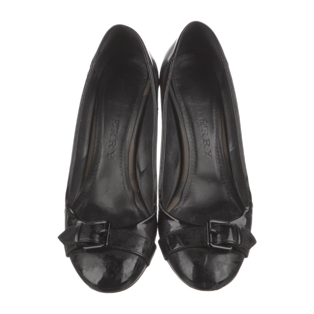 BURBERRY Patent Leather Pumps